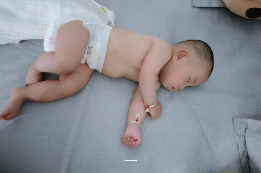 商洛9个月宝宝可以吃盐吗